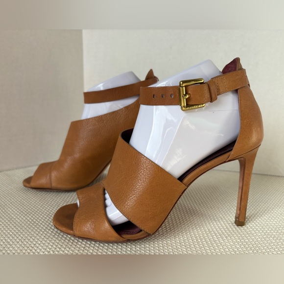 Coach Brown Leather High Heel Sandals Size 7.5  Straps Gold Buckle - Picture 1 of 10